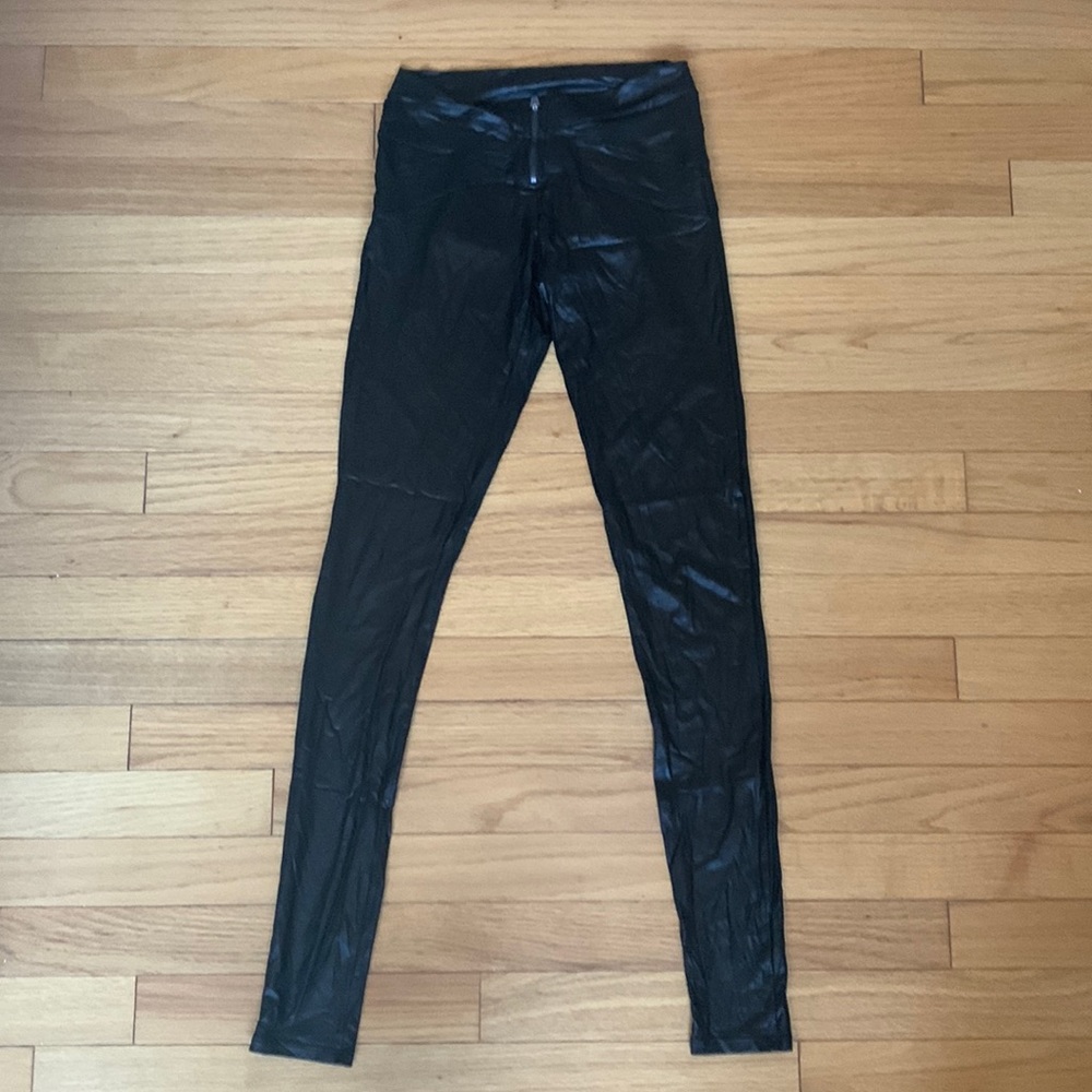 Bebe faux leather legging, EUC, XS